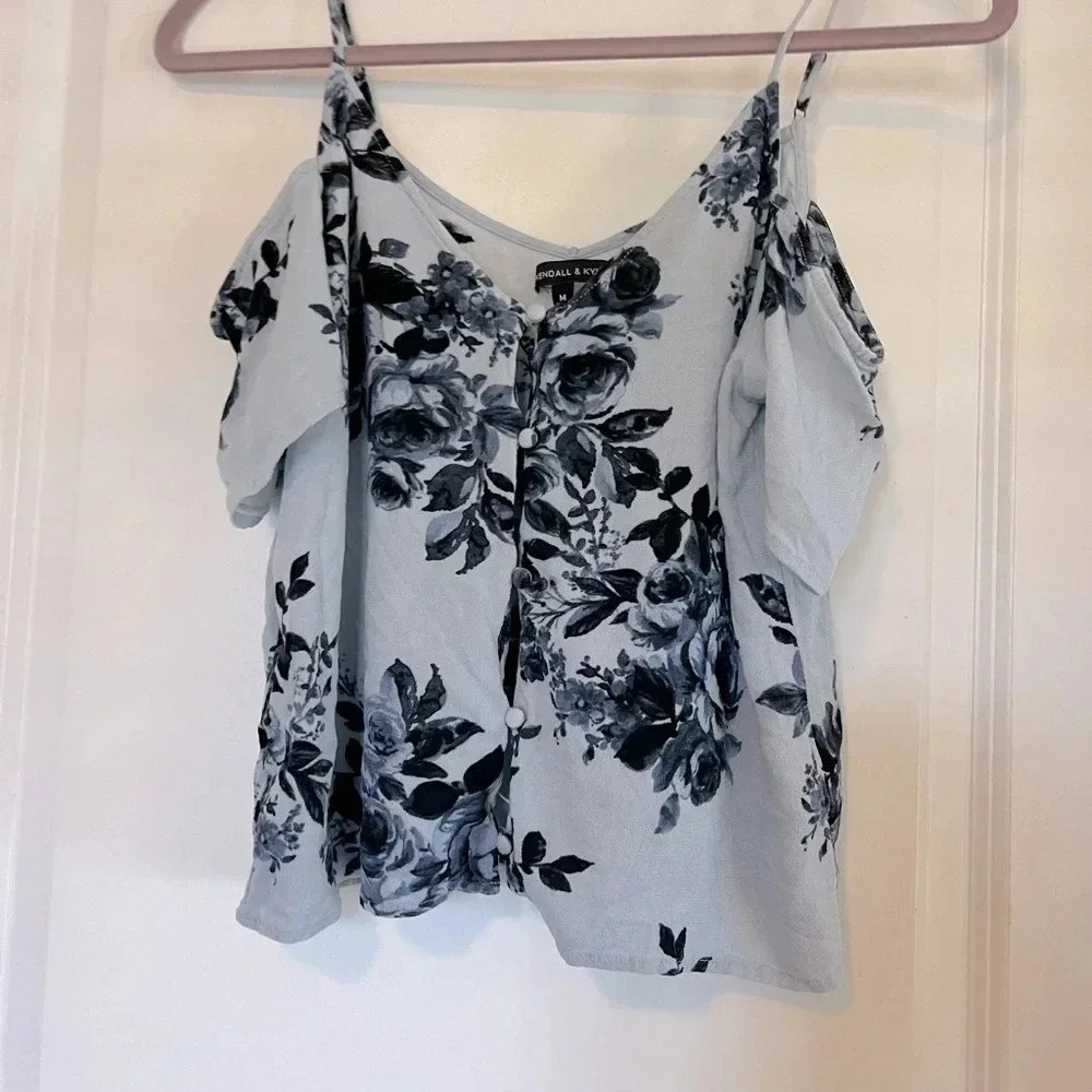Kendall and Kylie floral top